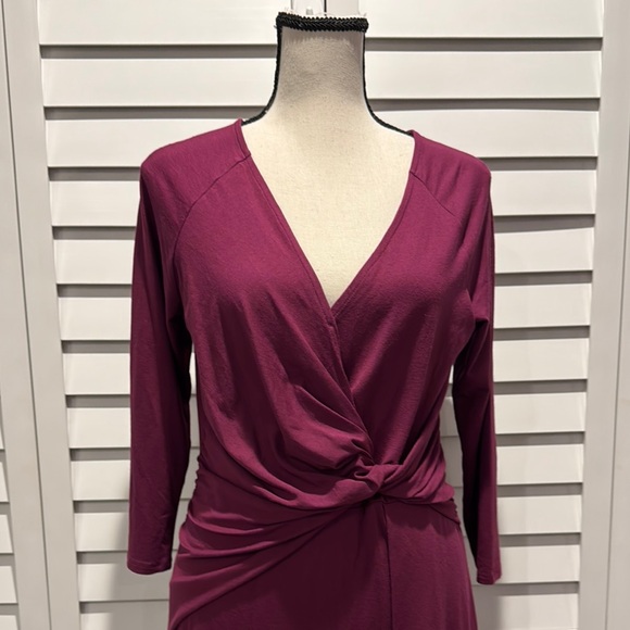 Ann Taylor Berry color  Twist front V-Neck  Midi Dress. - Picture 2 of 8